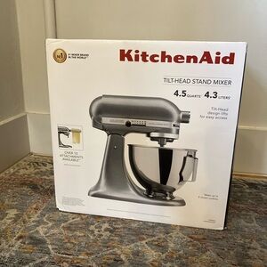 KitchenAid Silver Stand Mixer